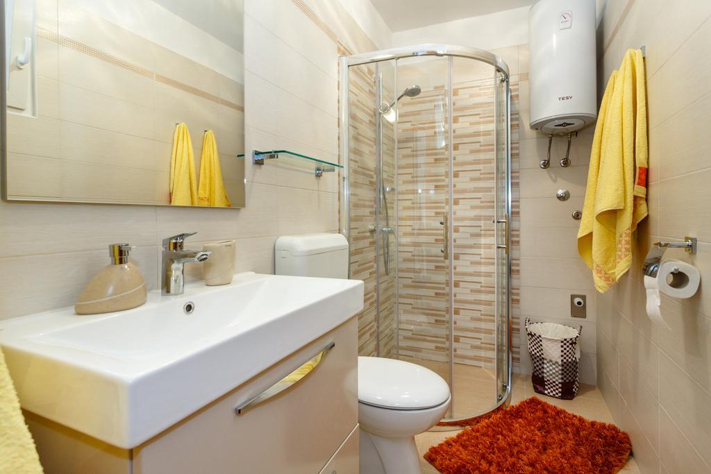 Apartmani Anica Risika Exterior foto