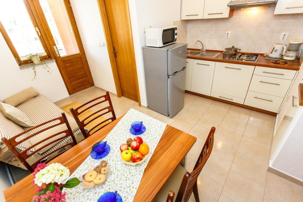Apartmani Anica Risika Exterior foto
